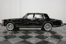 Load image into Gallery viewer, BLACK CADILLAC
